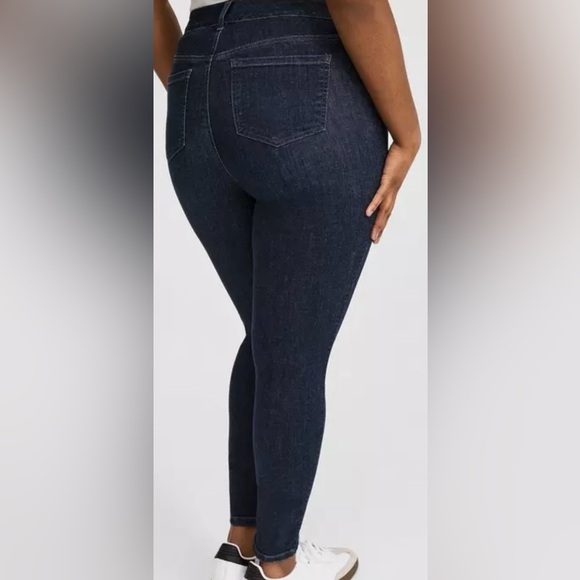 NWT Torrid Trio skinny high rise jeans sizes 22-26 regular - Picture 4 of 7